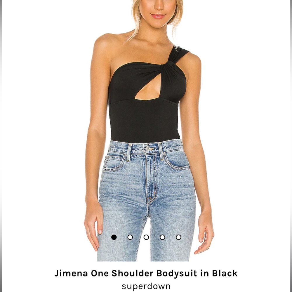 BLACK BODYSUIT